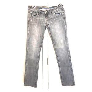 Grey Distressed Jean